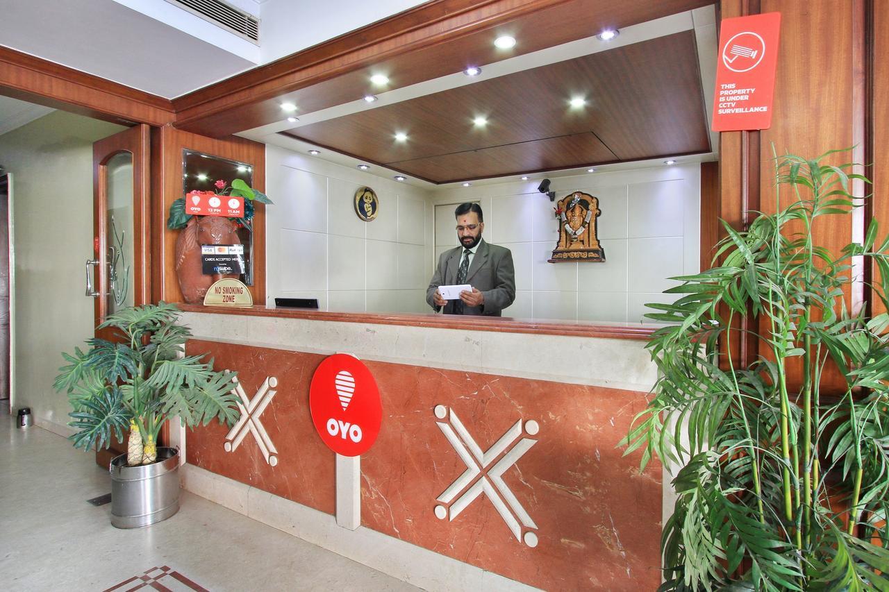 Oyo 11390 Vaibhav Residency Hotel Bangalore Exterior foto